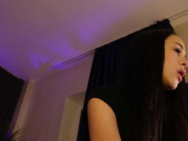 kimmblaze live cam on BongaCams