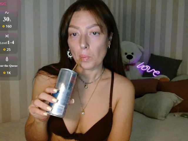 HoneyMuse live cam preview