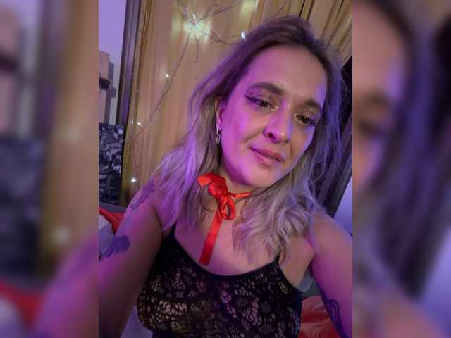 BigTwiXXX live cam on BongaCams
