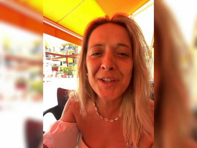 BigTwiXXX live cam on BongaCams
