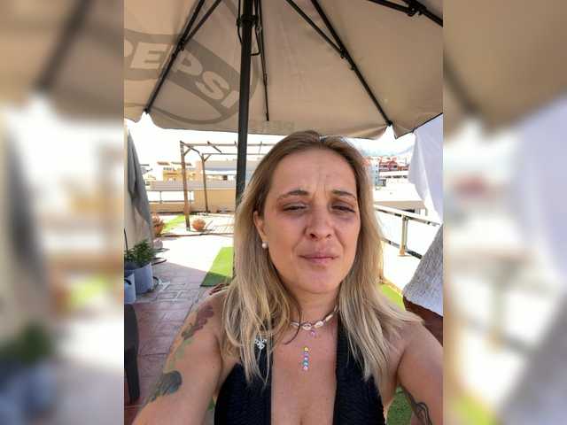 BigTwiXXX live webcam show