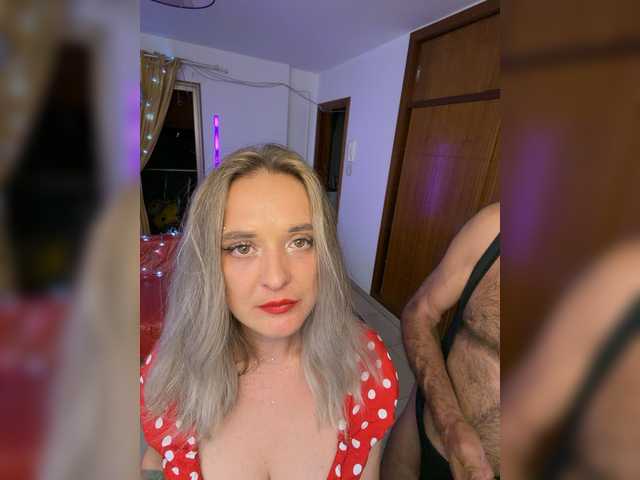 BigTwiXXX live cam on BongaCams