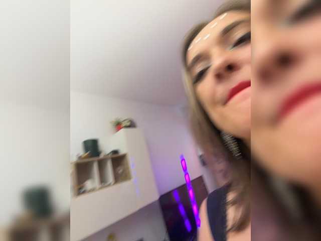 Live трансляция BigTwiXXX - Runet.cam