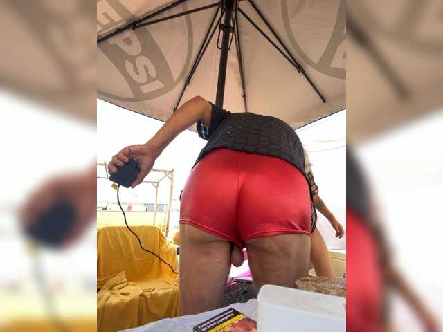 BigTwiXXX live cam on BongaCams