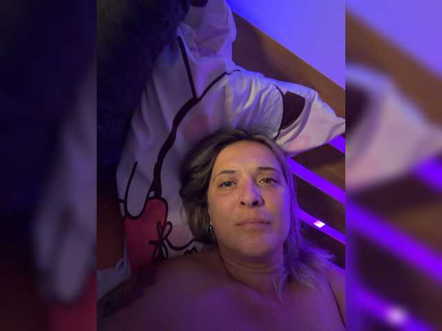 BigTwiXXX live cam on BongaCams