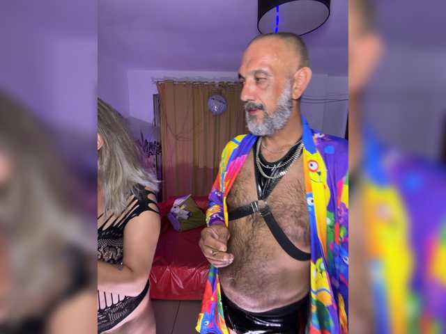 BigTwiXXX live cam on BongaCams