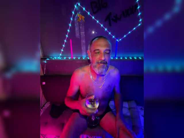 BigTwiXXX