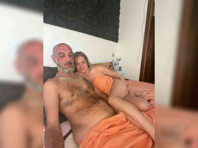 BigTwiXXX webcam