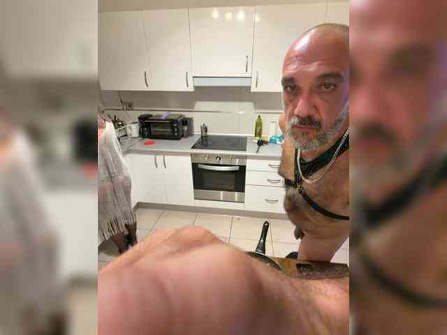 BigTwiXXX webcam