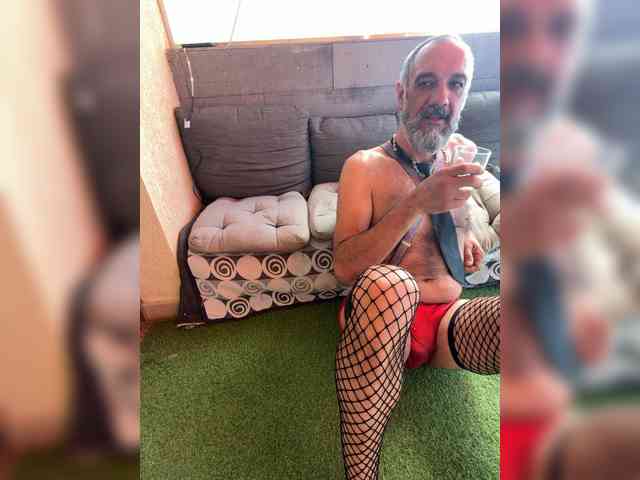 Modelo: BigTwiXXX
