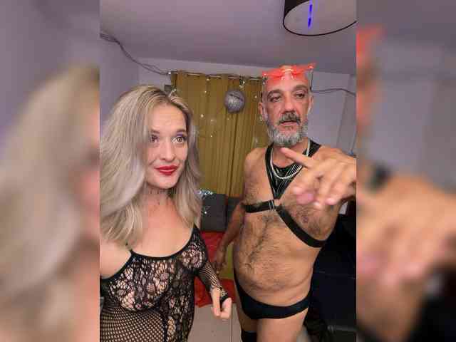 BigTwiXXX webcam