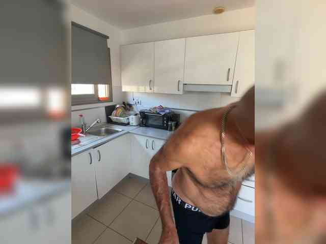 BigTwiXXX webcam