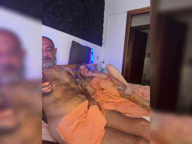 BigTwiXXX webcam