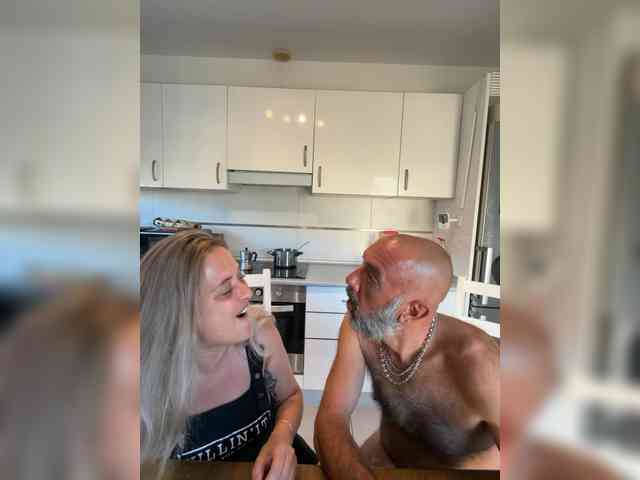 BigTwiXXX webcam