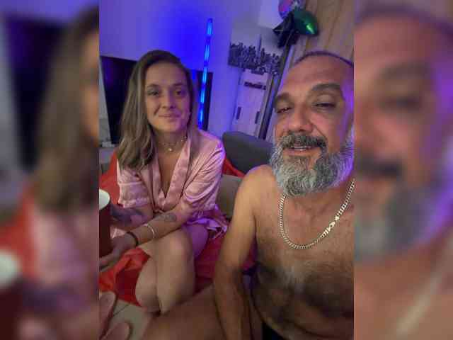 BigTwiXXX webcam