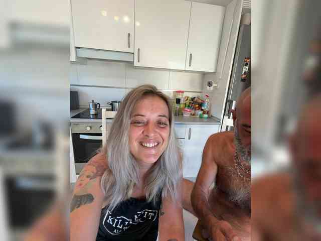 BigTwiXXX webcam