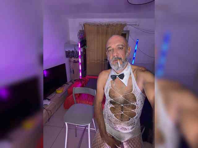 BigTwiXXX Sex Cam Show