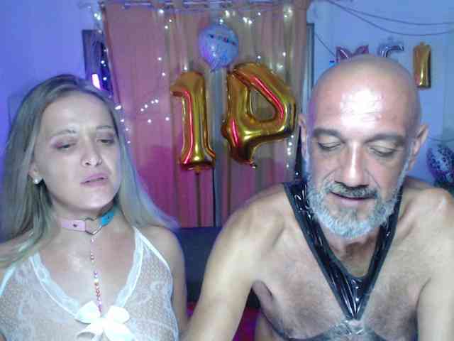 BigTwiXXX webcam