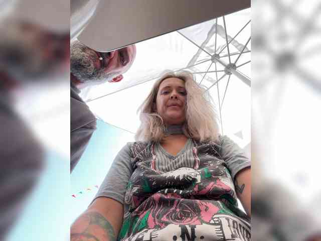 BigTwiXXX webcam