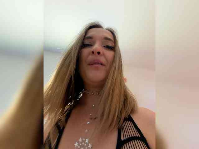 Modelo: BigTwiXXX