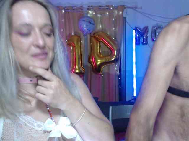 BigTwiXXX webcam