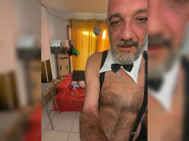 BigTwiXXX webcam