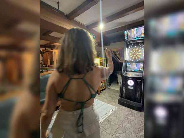 BigTwiXXX webcam
