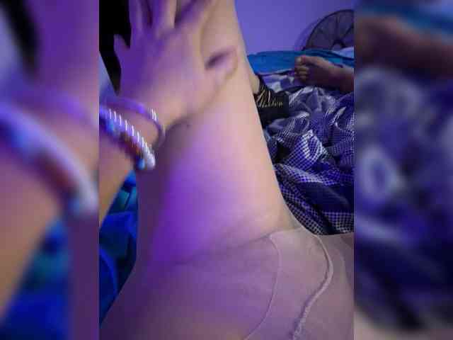 BigTwiXXX webcam