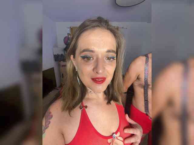 Modelo: BigTwiXXX