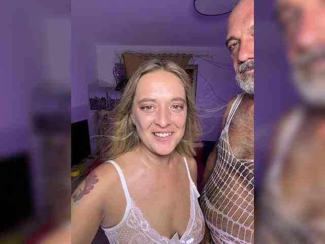 BigTwiXXX webcam