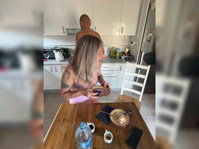 BigTwiXXX webcam