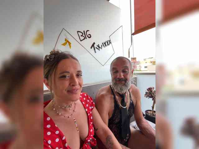 BigTwiXXX webcam