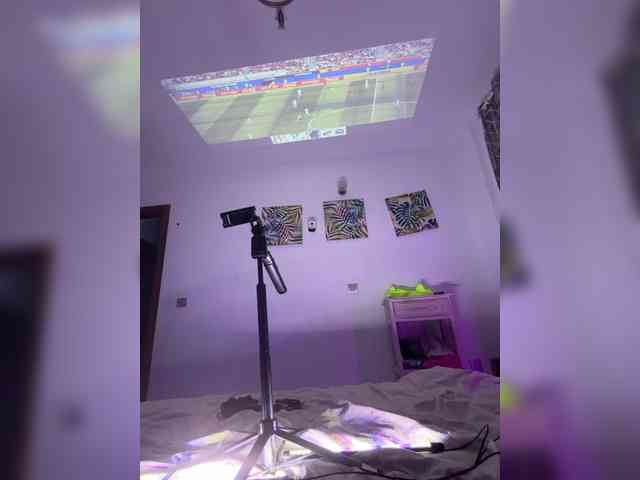 BigTwiXXX webcam