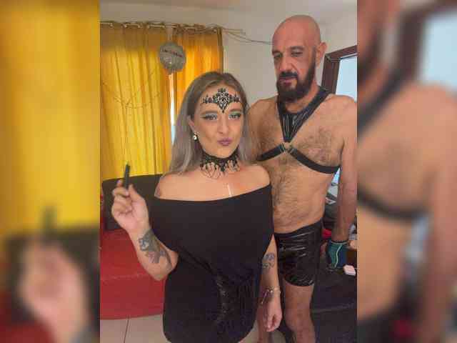 BigTwiXXX webcam