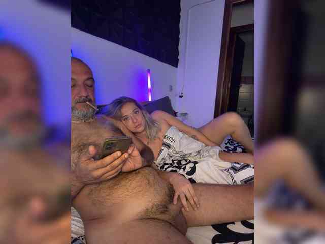 BigTwiXXX webcam
