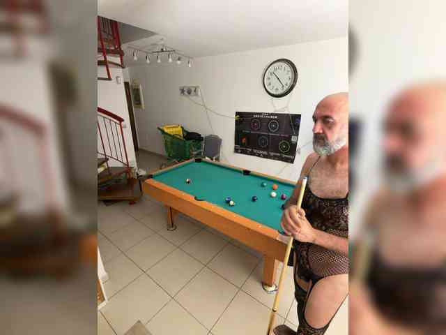 BigTwiXXX webcam