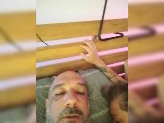 BigTwiXXX Sex Cam Show