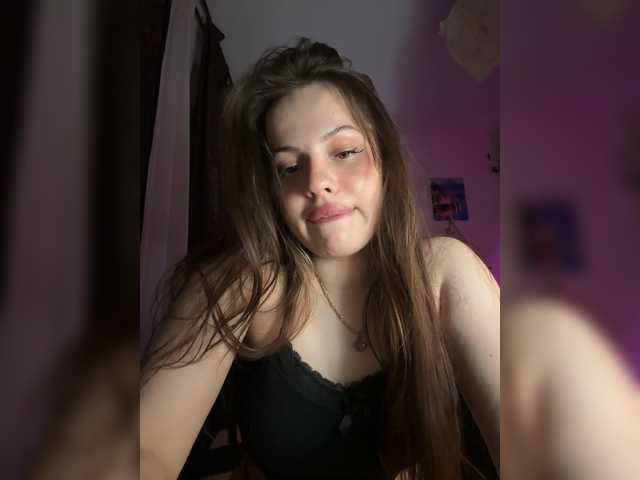 12-lovely-girl-12 live show