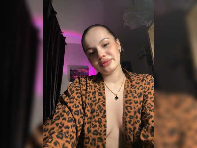 12-Lovely-girl-12's BongaCams show and profile