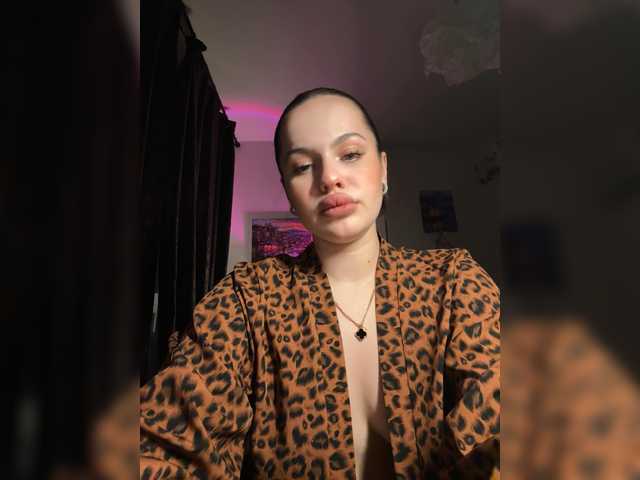  12-Lovely-girl-12 chat room