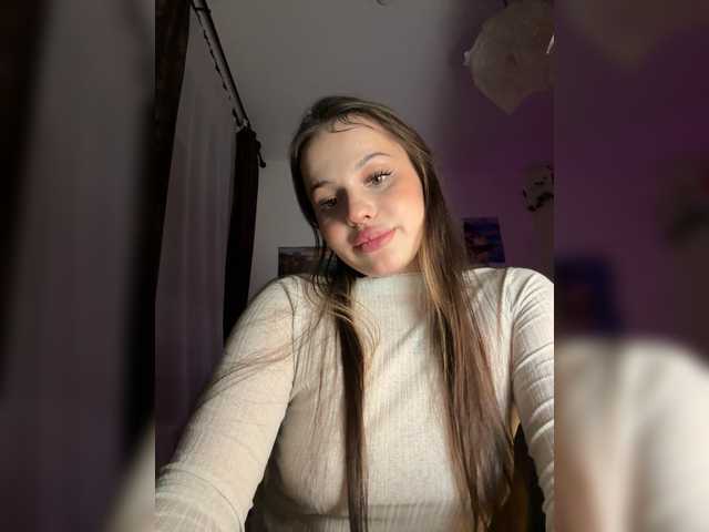 12-Lovely-girl-12 live cam on BongaCams