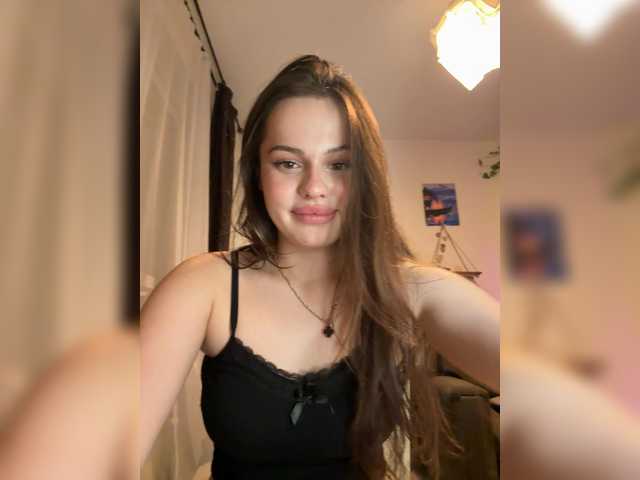 12-Lovely-girl-12 live cam on BongaCams