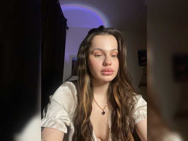 12-Lovely-girl-12's BongaCams show and profile