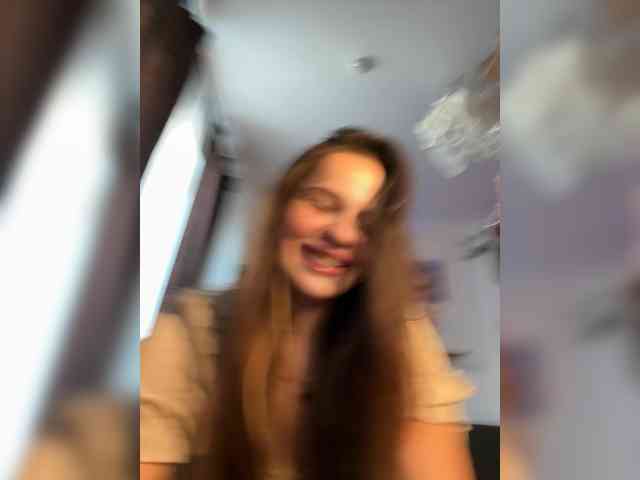 baby-girll webcam