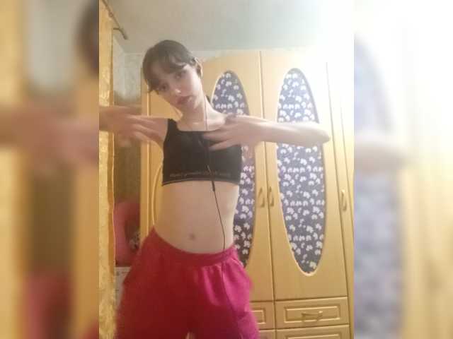 krashihayourheart live cam on BongaCams