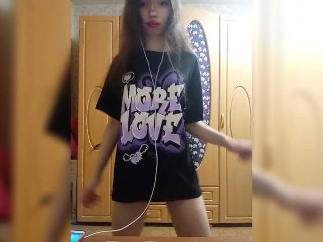 krashihayourheart live cam on BongaCams