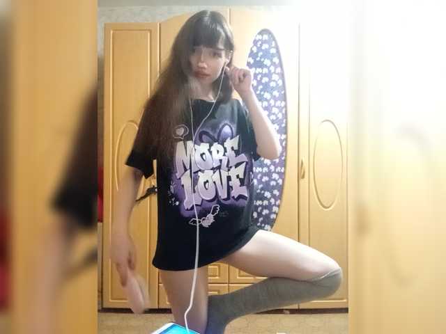 krashihayourheart live cam on BongaCams