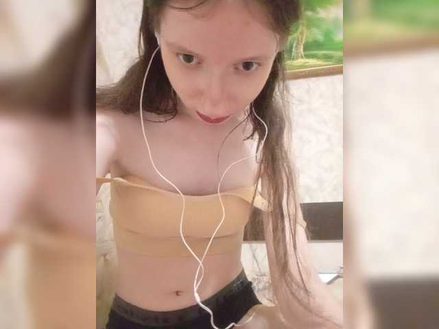 krashihayourheart live cam on BongaCams