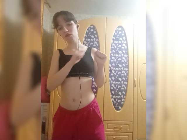 Krashulyayourheart live cam