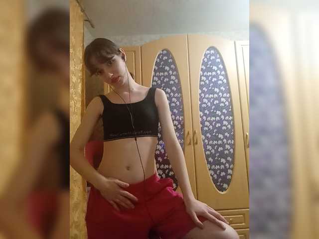 krashihayourheart live cam on BongaCams